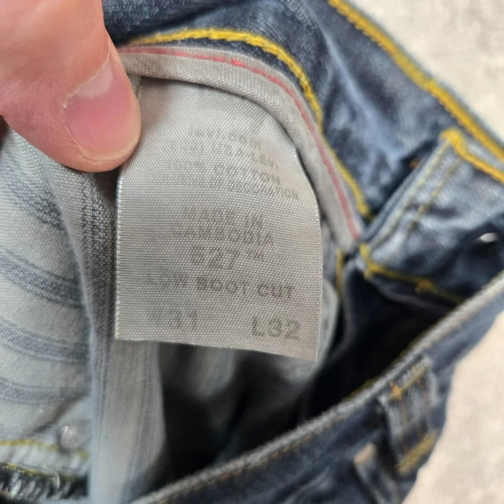 Rare Levis 527 Jeans Mens 31x32 Boot Cut Denim distressed
